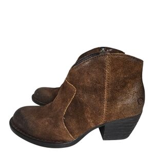 Born Michel Western Ankle Booties‎ Distressed Tobacco Brown Suede Side Zip Sz 7M